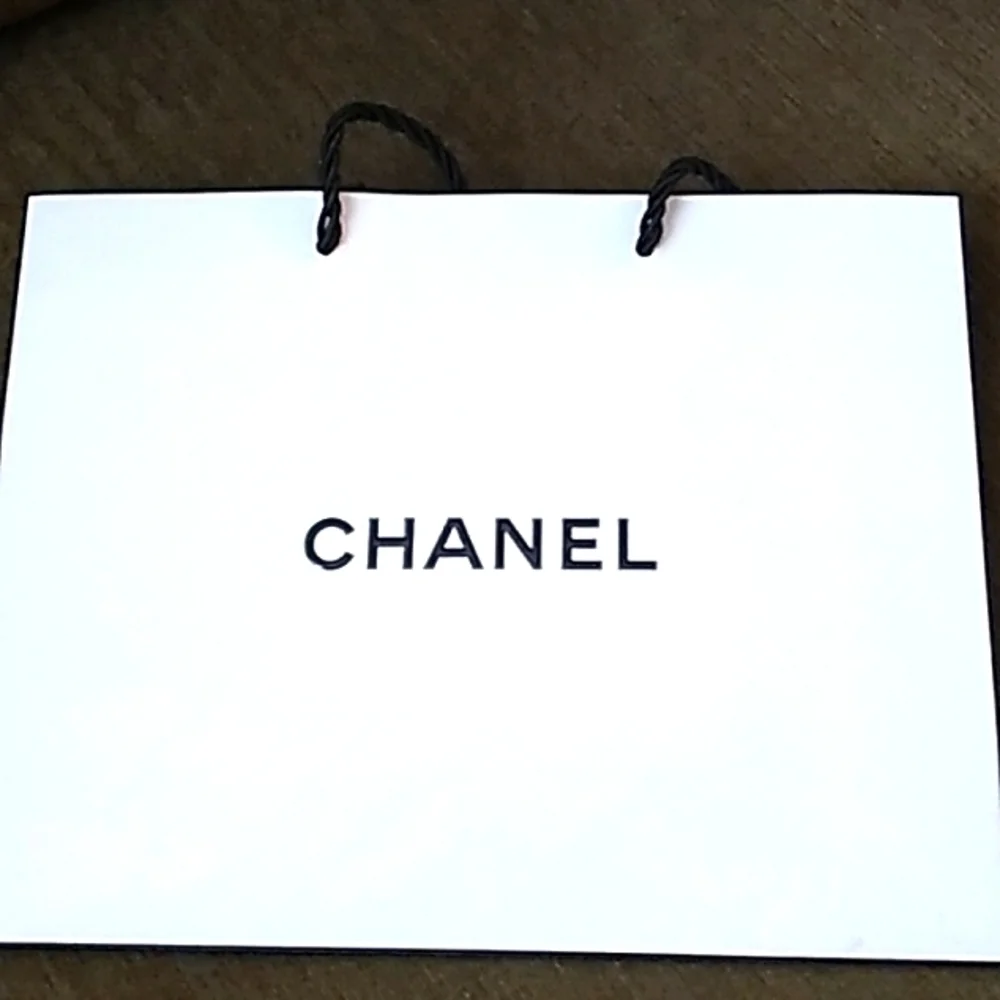 Chanel shopping bag